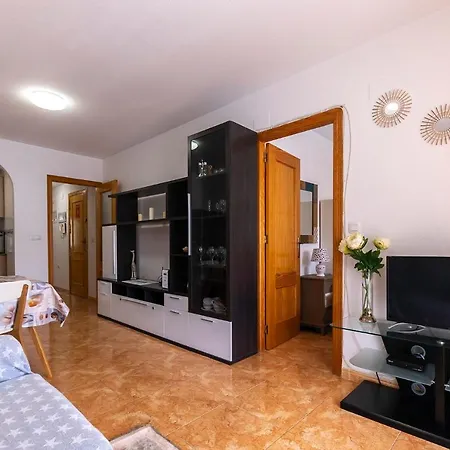 Apartamento Soleado A 200 M De La Playa شقة