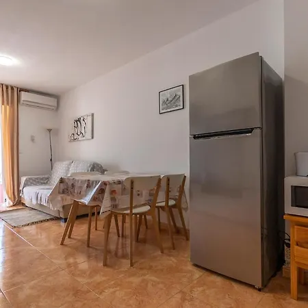 شقة Apartamento Soleado A 200 M De La Playa